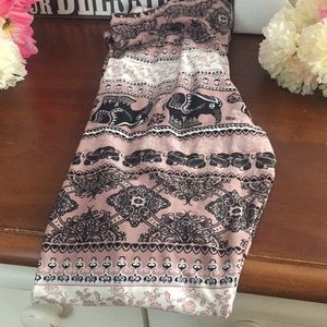Leggings Size Large